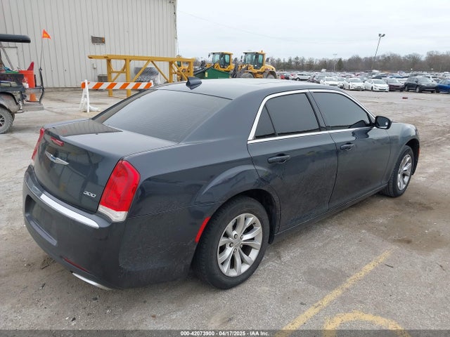 2C3CCAAG0GH135642 Chrysler 300 Anniversary Edition