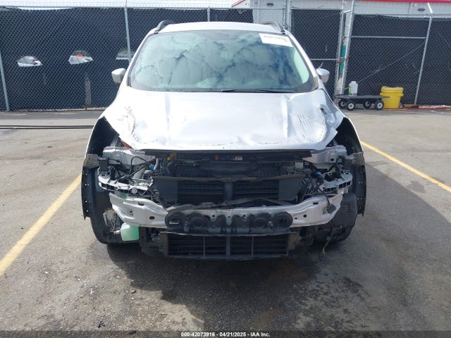 1FMCU0GD2HUC63942 Ford ESCAPE SE