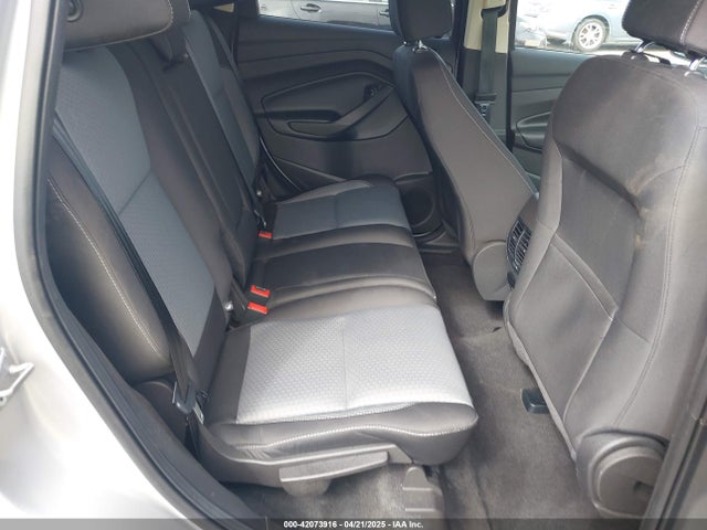 1FMCU0GD2HUC63942 Ford ESCAPE SE