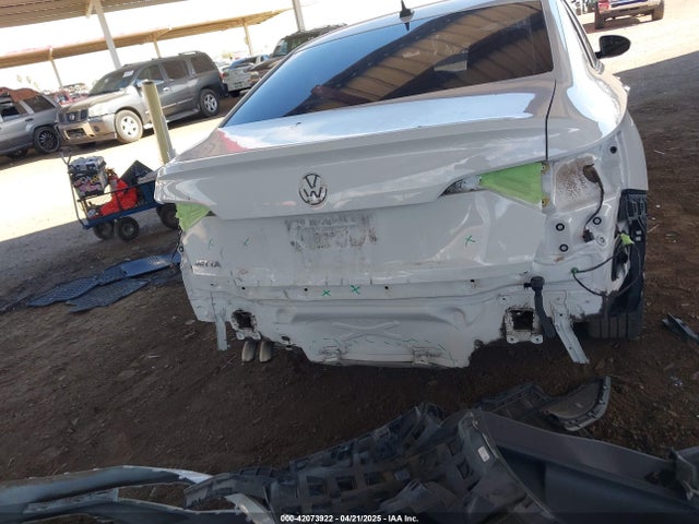 3VWC57BU8MM021217 Volkswagen tsi
