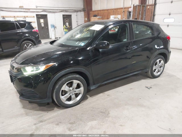 3CZRU6H38KG713332 Honda HR-V LX