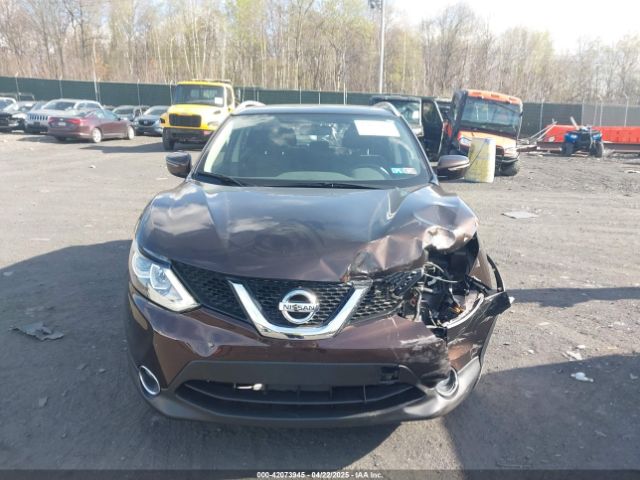 JN1BJ1CR6HW102713 Nissan Rogue Sport Sv