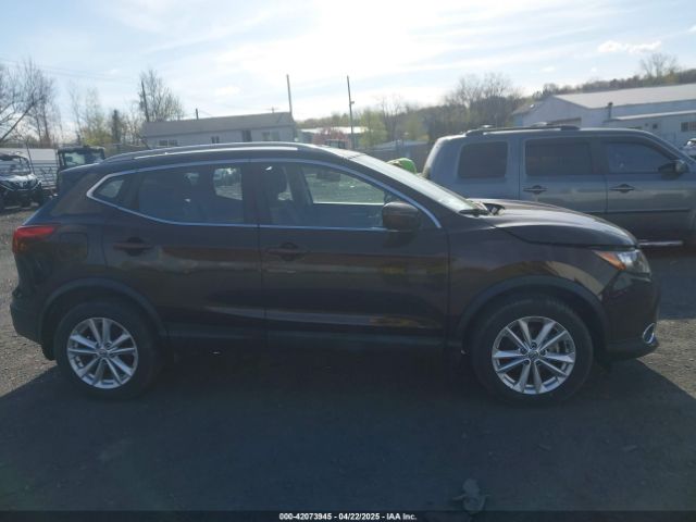 JN1BJ1CR6HW102713 Nissan Rogue Sport Sv