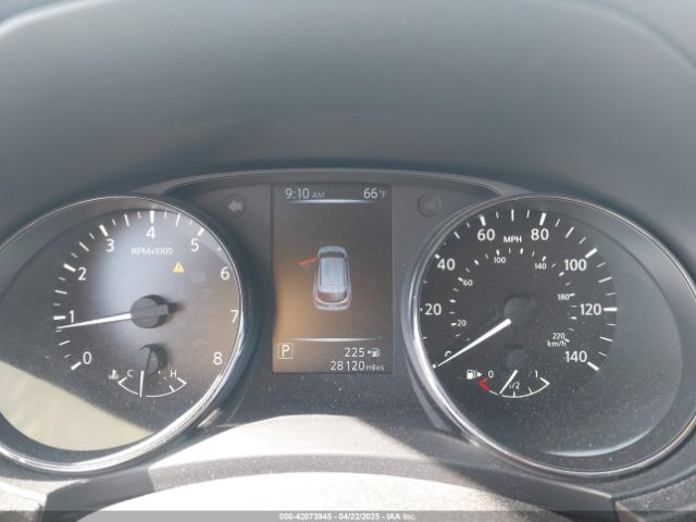 JN1BJ1CR6HW102713 Nissan Rogue Sport Sv