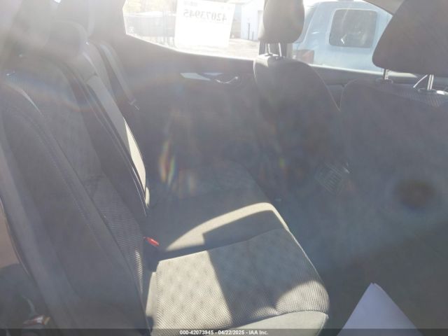 JN1BJ1CR6HW102713 Nissan Rogue Sport Sv