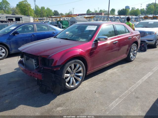 2019 CHRYSLER 300 2C3CCAEG9KH631199 Photo 1