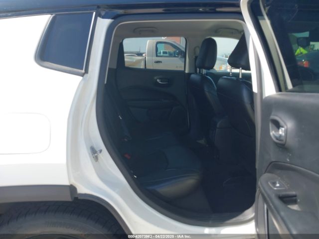 3C4NJCBB4JT487596 Jeep Compass Altitude Fwd