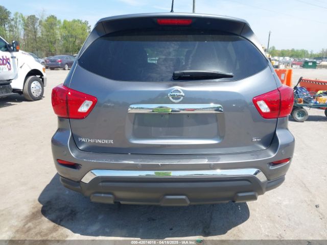 5N1DR2MN0JC613157 Nissan Pathfinder Sl