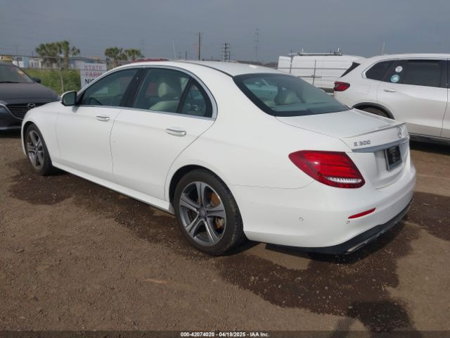 WDDZF4JB1HA072723 Mercedes-Benz E 300