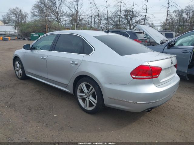1VWCT7A33EC020459 Volkswagen Passat 1.8t Sel Premium