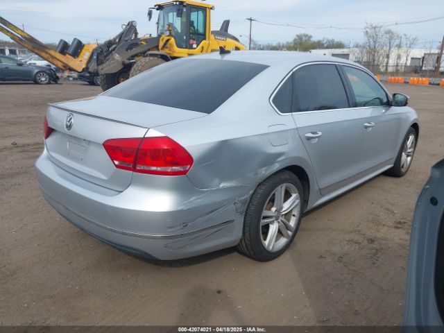1VWCT7A33EC020459 Volkswagen Passat 1.8t Sel Premium