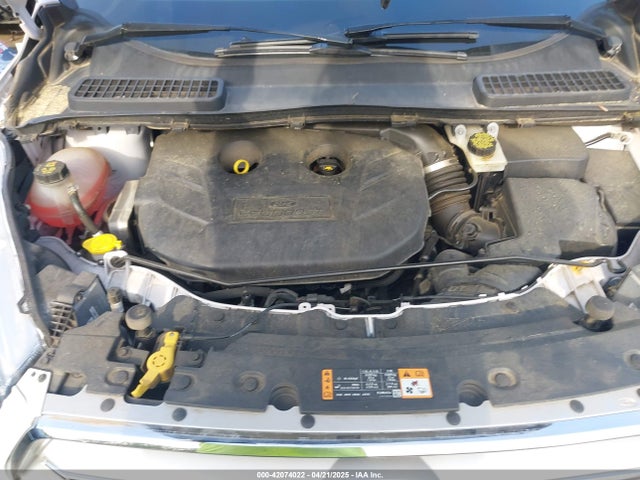 1FMCU9J94KUA43850 Ford Escape Titanium