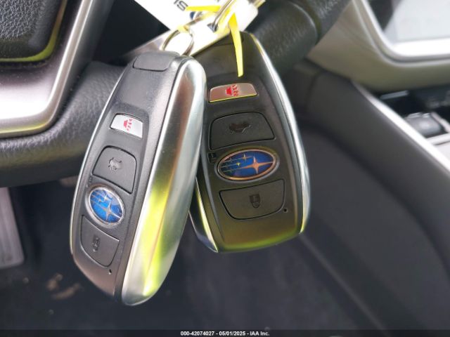 4S3BWAF61P3012501 Subaru Legacy Premium
