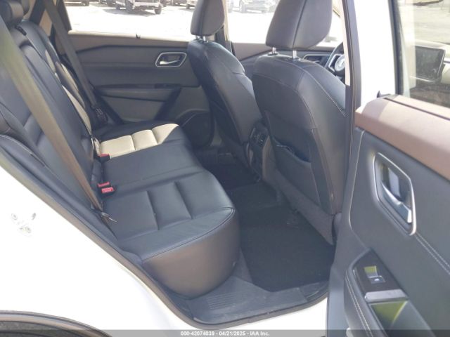 5N1AT3CB5MC766767 Nissan Rogue Sl Intelligent Awd