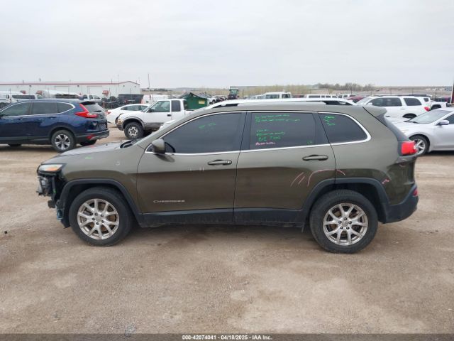 1C4PJLCB2FW754016 Jeep Cherokee Latitude