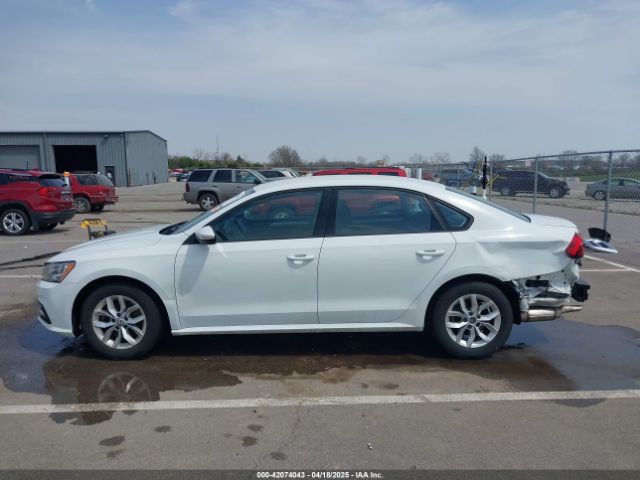 1VWAA7A32JC011176 Volkswagen Passat 2.0t R-line/2.0t S