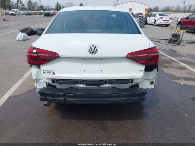 1VWAA7A32JC011176 Volkswagen Passat 2.0t R-line/2.0t S