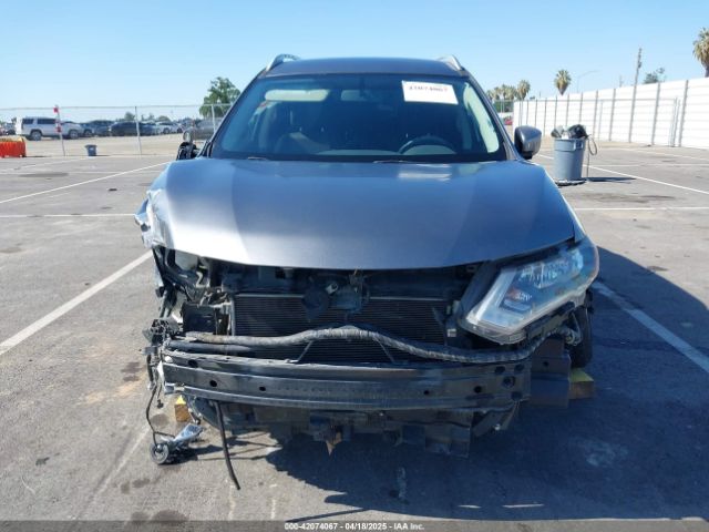 KNMAT2MT7HP522011 Nissan ROGUE SV