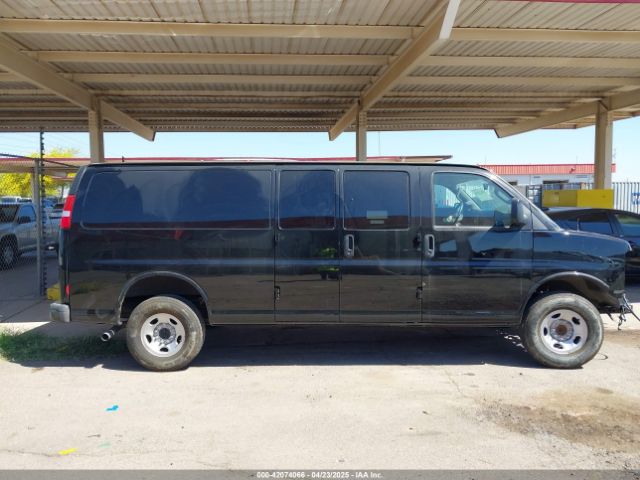 1GTW7BFP1P1165243 GMC Savana Cargo Rwd 2500 Extended Wheelbase Work Van