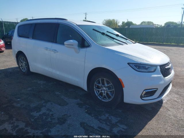 Auction sale of the 2022 Chrysler Pacifica Touring, vin: 2C4RC1FG9NR158021, lot number: 42074068