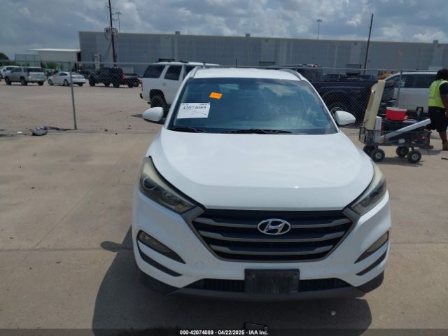 KM8J33A21GU079870 Hyundai Tucson Sport