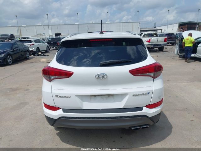 KM8J33A21GU079870 Hyundai Tucson Sport