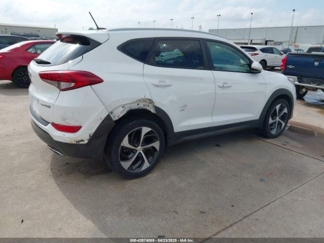 KM8J33A21GU079870 Hyundai Tucson Sport
