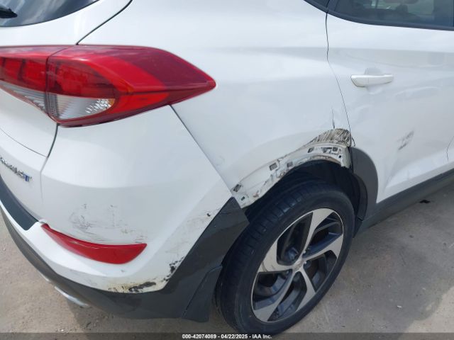 KM8J33A21GU079870 Hyundai Tucson Sport