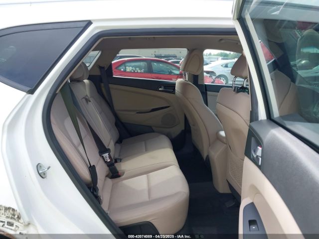 KM8J33A21GU079870 Hyundai Tucson Sport