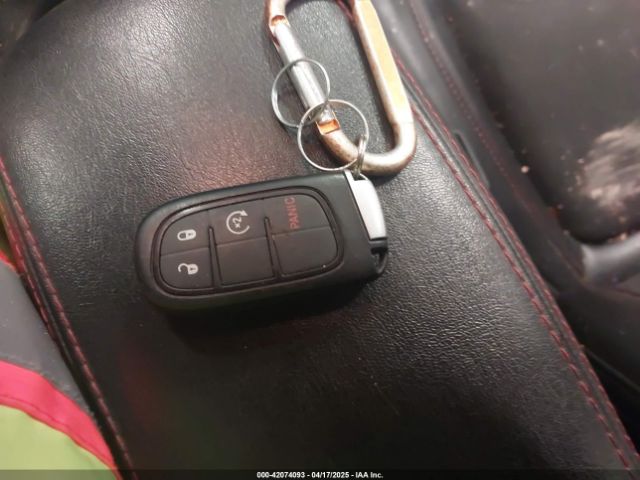 2019 JEEP CHEROKEE 1C4PJMBX0KD361981 Photo 10