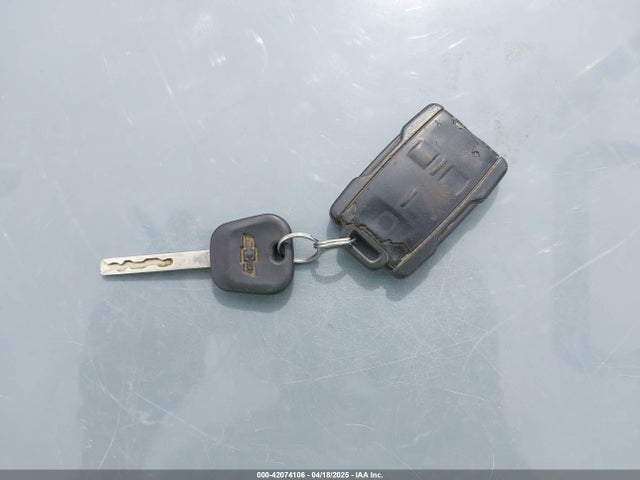 1GCVKREC0HZ175654 Chevrolet Silverado 1500 2lt