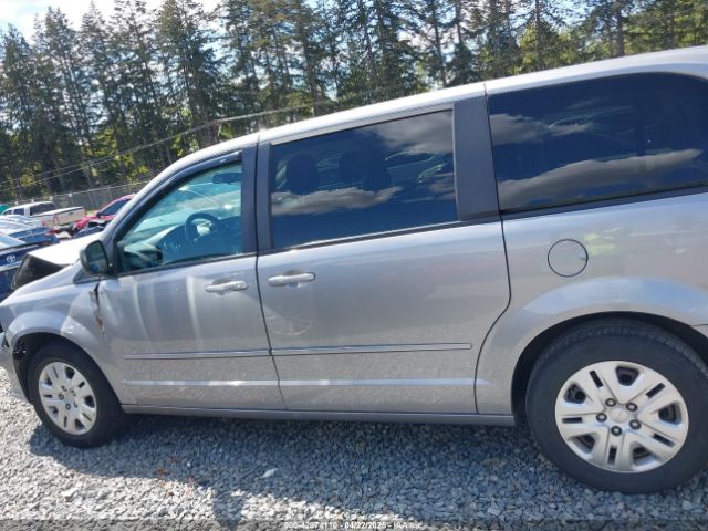 2C4RDGBGXGR220549 Dodge Grand Caravan Se