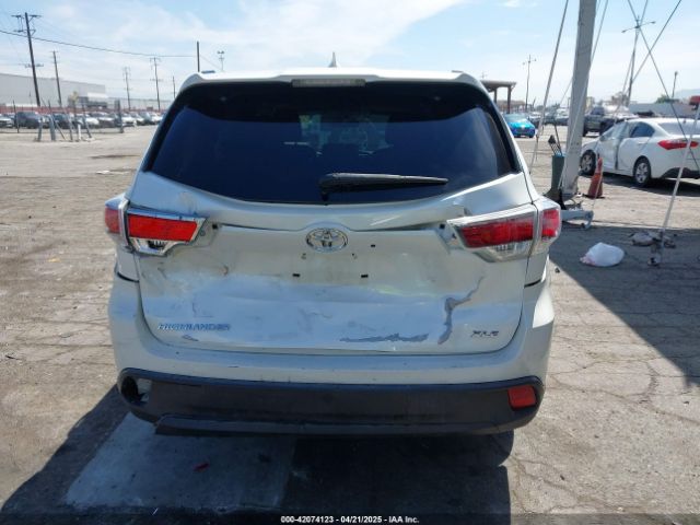5TDKKRFH0FS039276 Toyota Highlander Xle V6