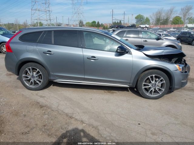 YV4612HK4G1003980 Volvo V60 Cross Country T5