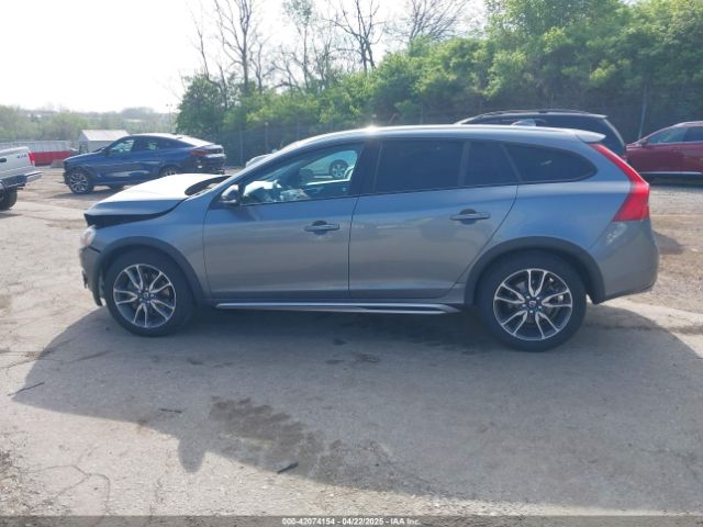 YV4612HK4G1003980 Volvo V60 Cross Country T5