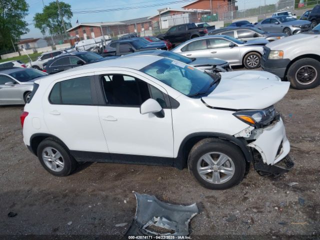 KL7CJNSB6JB714983 Chevrolet TRAX LS