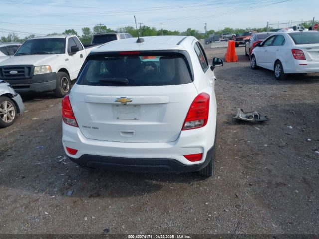 KL7CJNSB6JB714983 Chevrolet TRAX LS