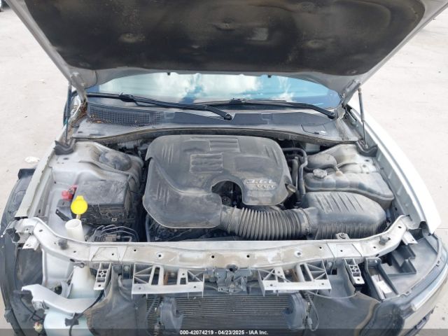 2019 DODGE CHARGER 2C3CDXBG1KH615387 Photo 9