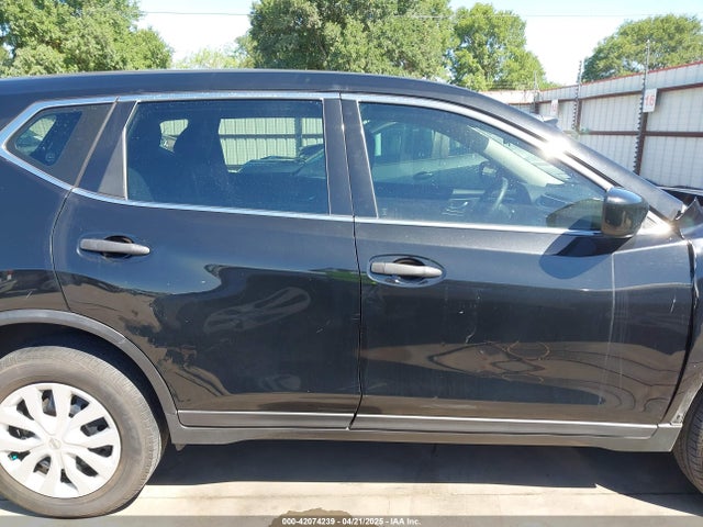 JN8AT2MV6GW153992 Nissan ROGUE S