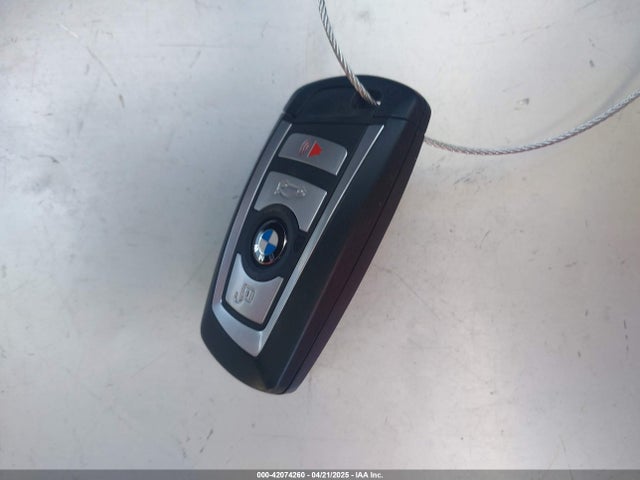 WBS3R9C57GK708526 BMW M4