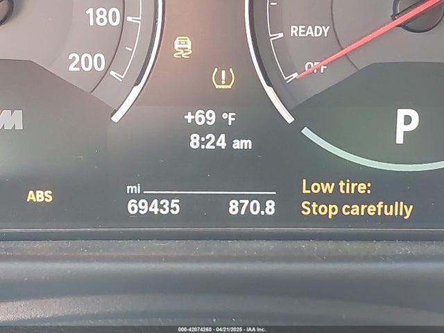 WBS3R9C57GK708526 BMW M4