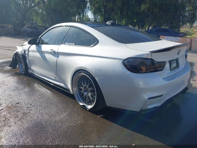 WBS3R9C57GK708526 BMW M4