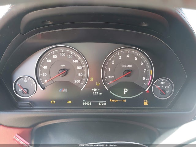 WBS3R9C57GK708526 BMW M4