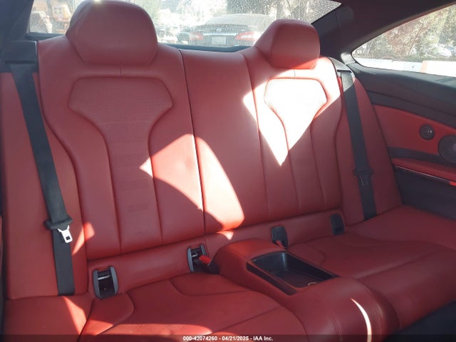 WBS3R9C57GK708526 BMW M4