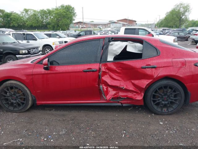 4T1G11BK2MU045239 Toyota Camry Se Awd