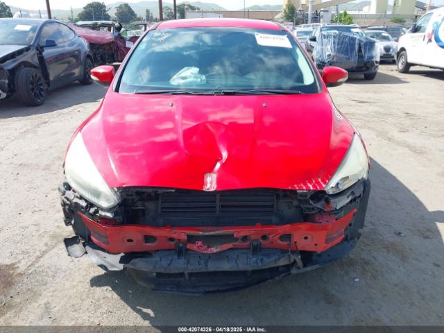1FADP3K25FL233415 Ford FOCUS SE