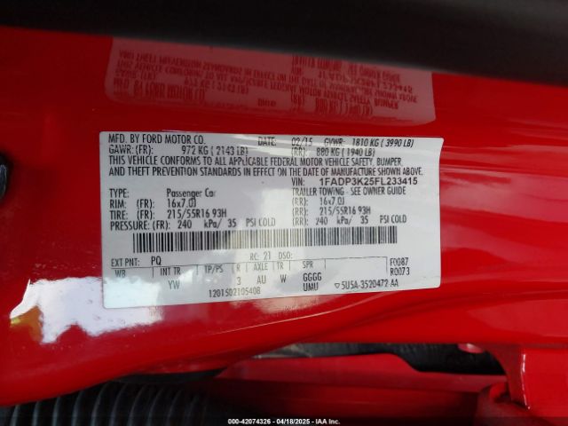 1FADP3K25FL233415 Ford FOCUS SE