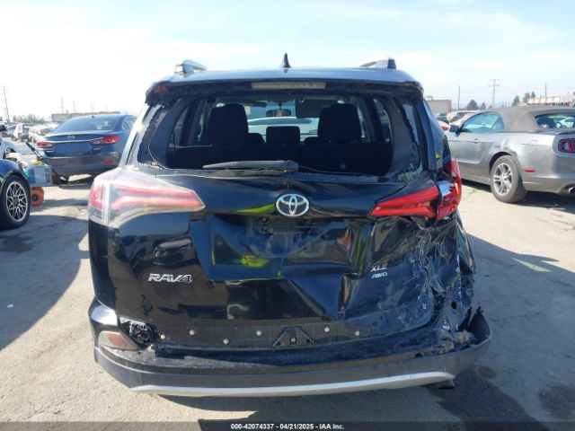 2T3RFREV6GW459313 Toyota Rav4 Xle