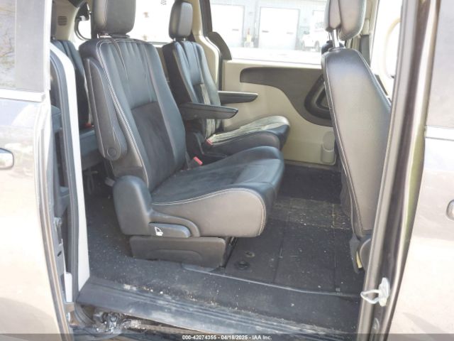 2C4RDGCG4JR216440 Dodge Grand Caravan Sxt