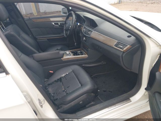 2011 MERCEDES-BENZ E 350 WDDHF5GB1BA391006 Photo 4